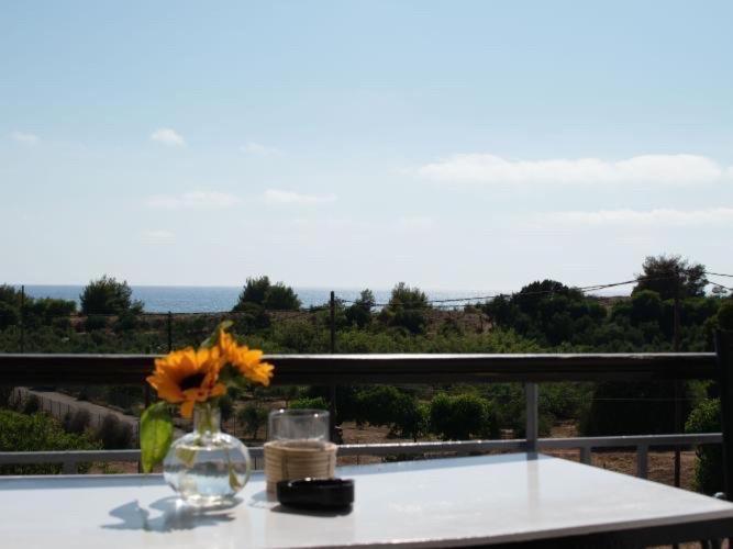 Sea Side Hotell Kakovatos Exteriör bild